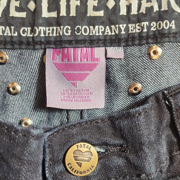 Fatal Womens Shorts *RARE* Cali Kitty Black Shorts Size 28 - Picture 5 of 6